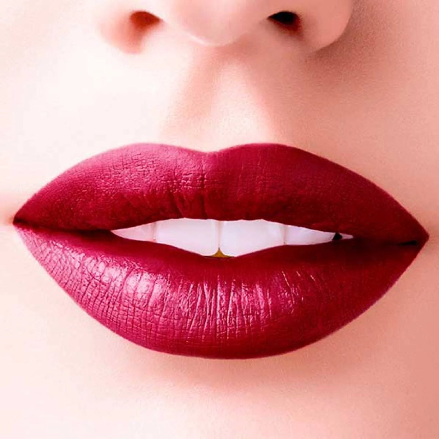 Vogue Labial En Barra Mate Colorissimo 8 Horas - Canela Intensa