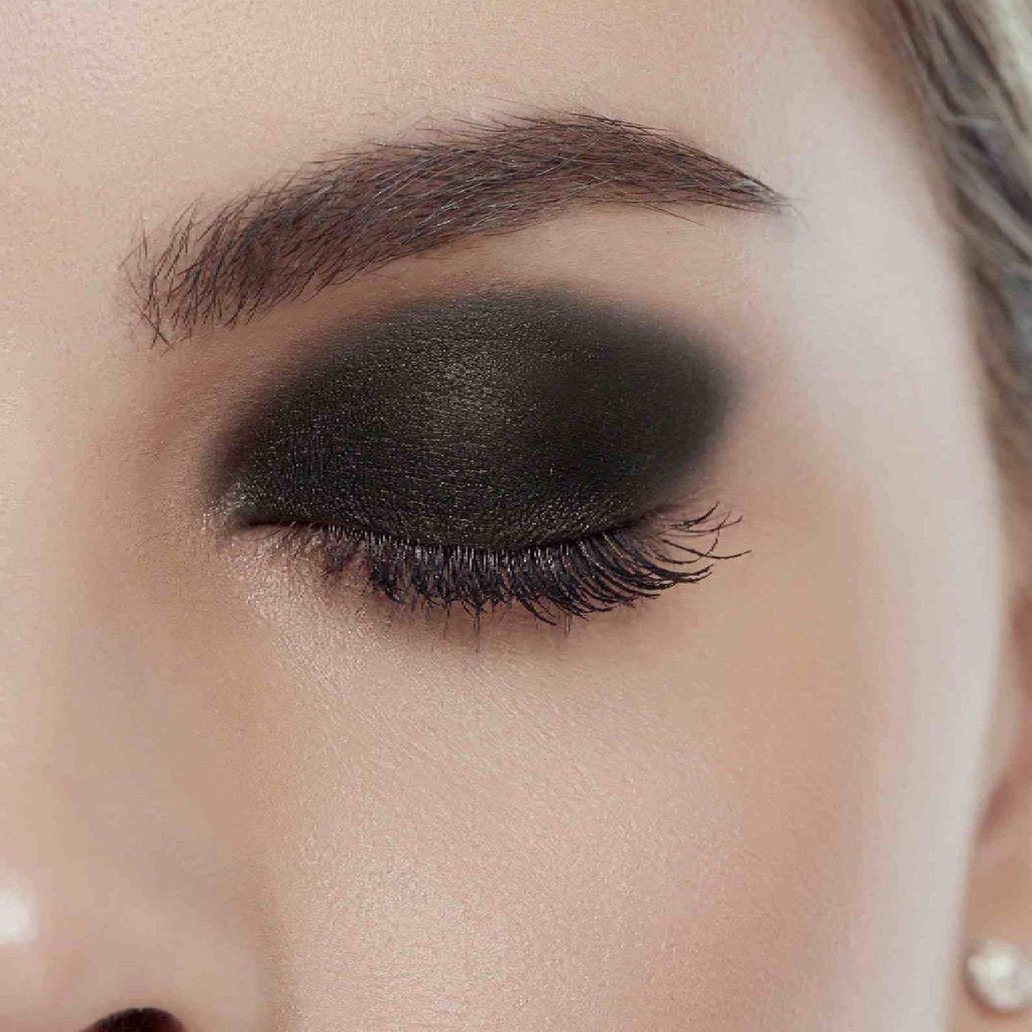 Vogue Sombra De Ojos Individual - Negra