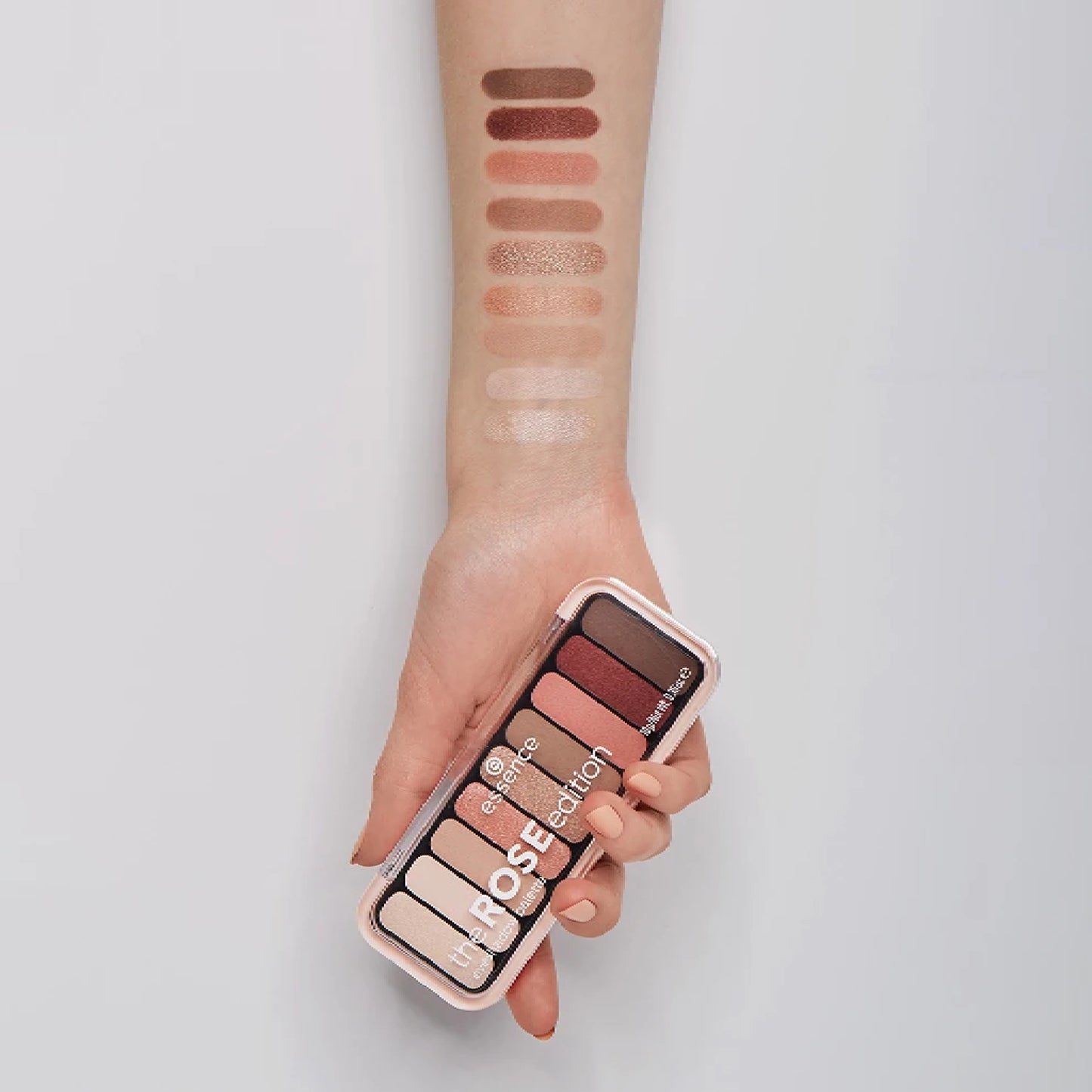 Essence Paleta De Sombras De Ojos The Rose Edition