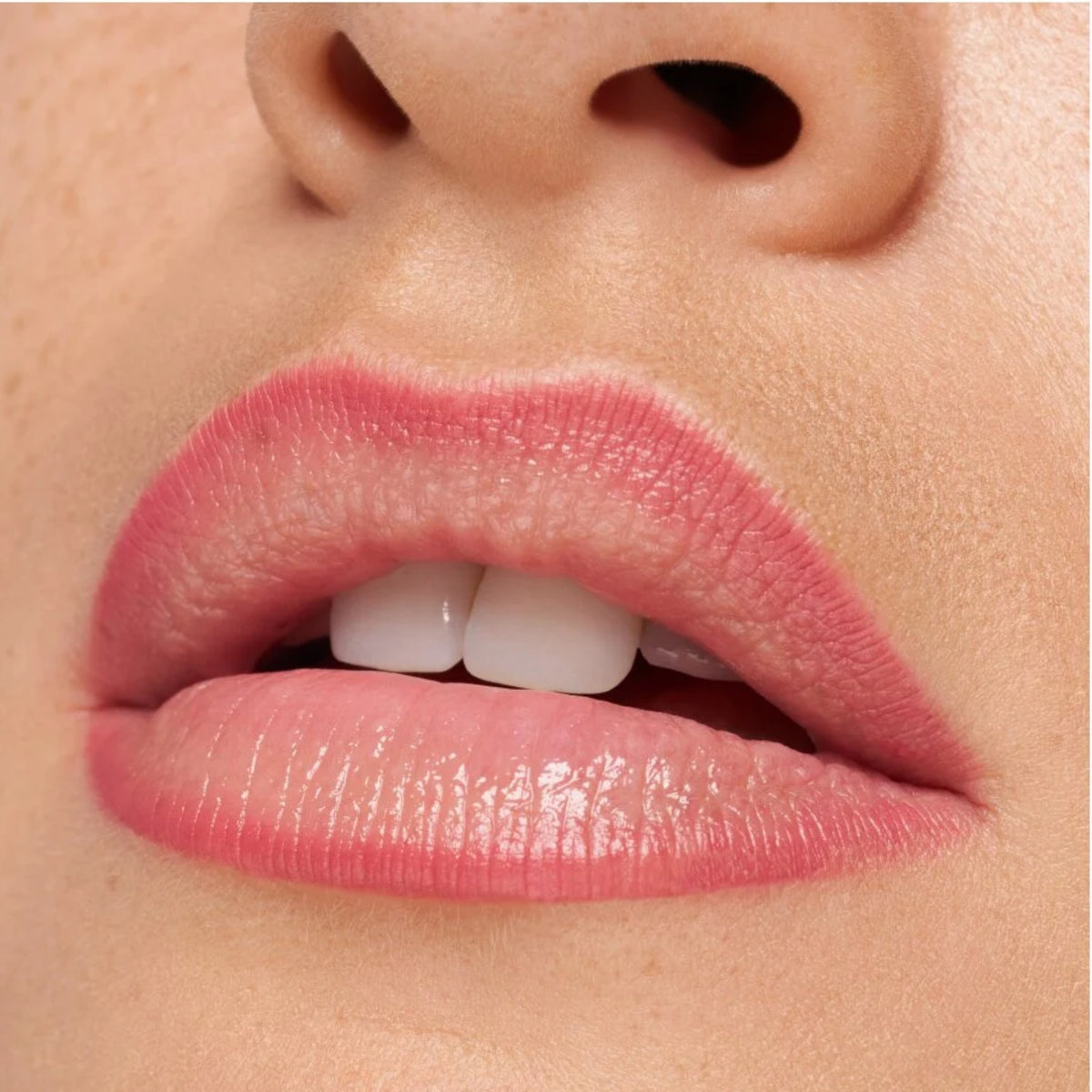 Essence Delineador De Labios 8H Matte Comfort 20 Mauve Mirage