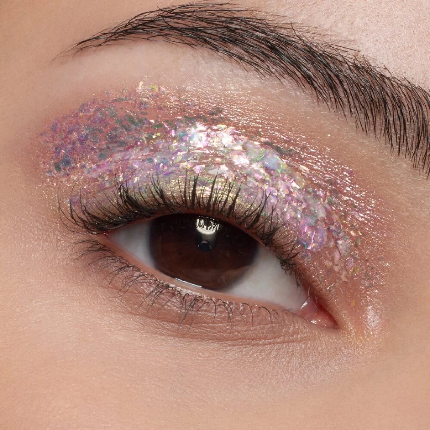Essence Sombra De Ojos Topper Multichrome Flakes  02 - Cosmic Feelings