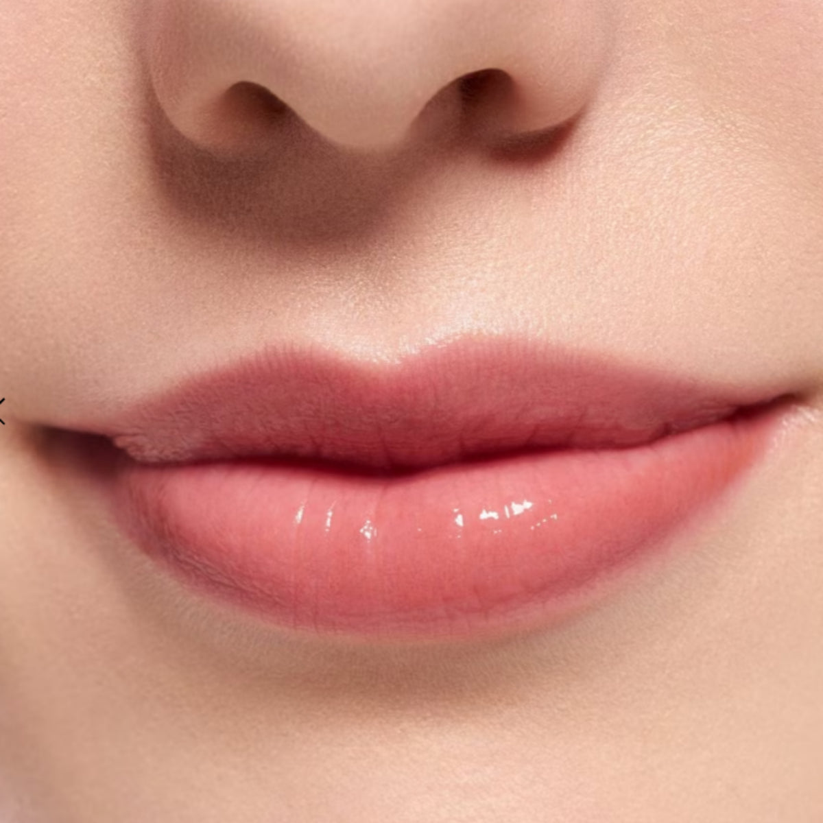 Essence Brillo De Labios Juicy Bomb Plumping - 04 Blossom Peach