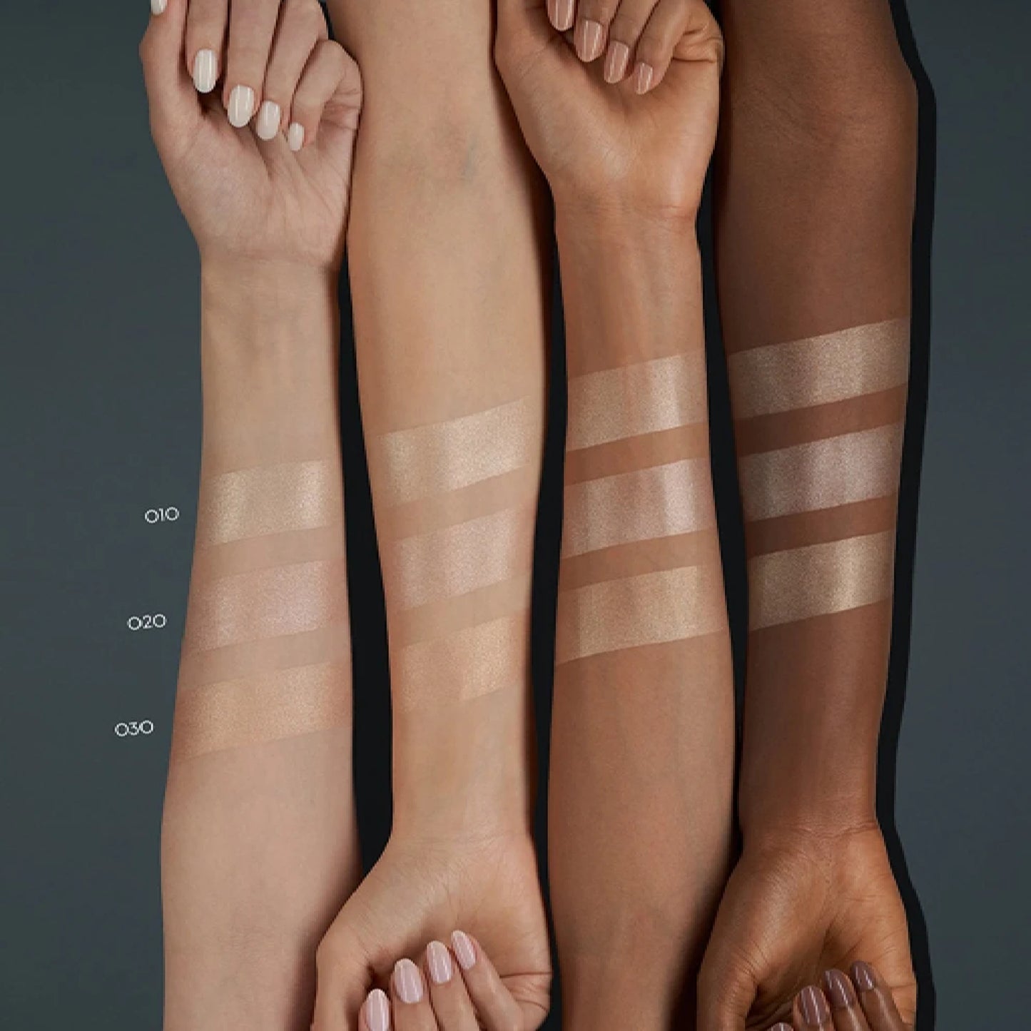 Catrice Iluminador More Than Glow 030 - Beyond Golden Glow